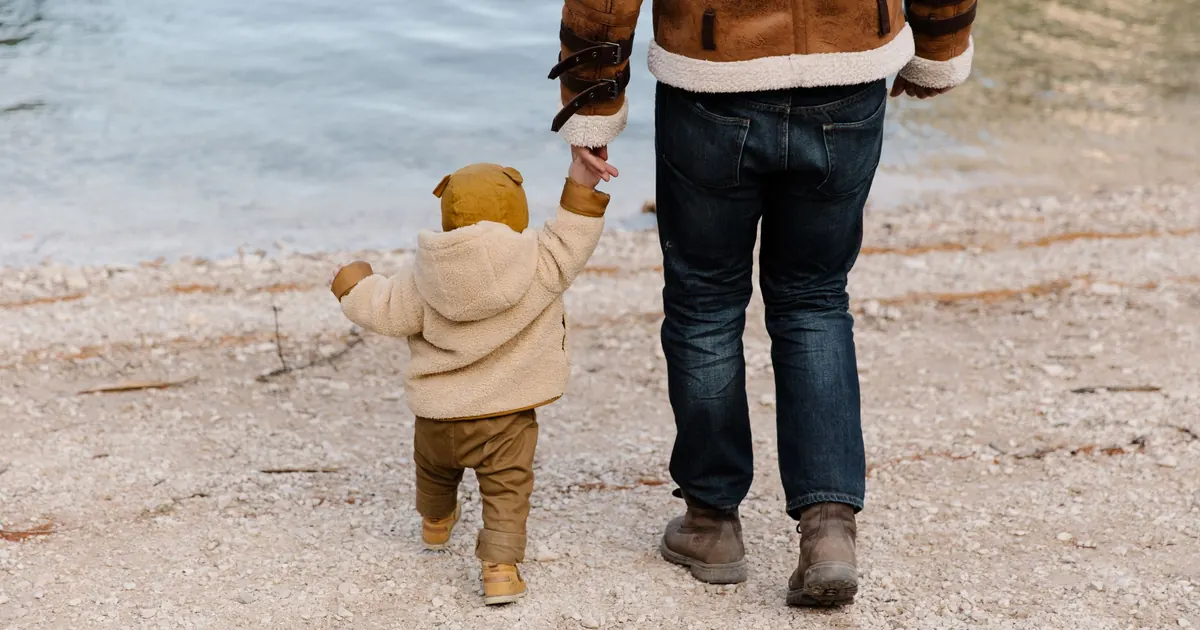 Mi hijo moja la cama: qué hacer y qué no